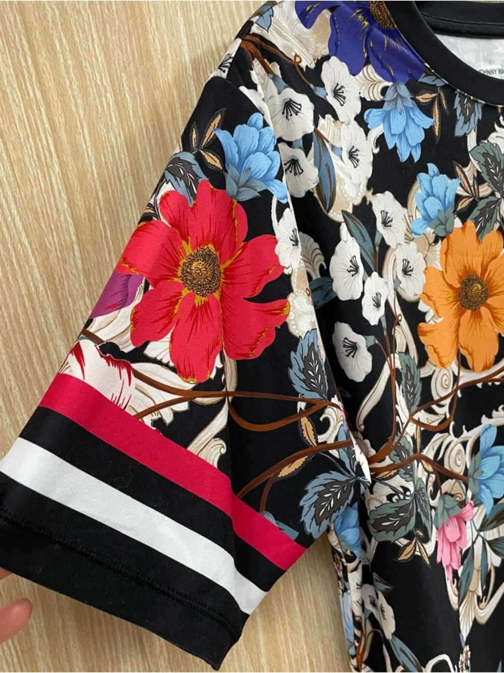 Johnny Was black floral top size small - Picture 2 of 5